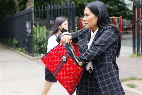 housewives fake bags|Jen Shah Must Forfeit More Than 100 Luxury Items, Knock.